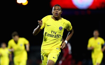 维基体育独家-伯贝这跑动不惜体力